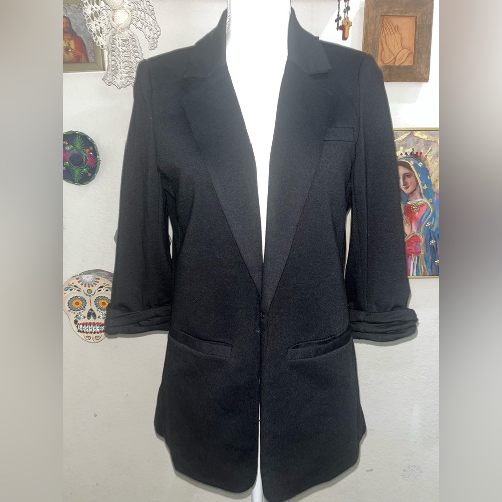 Forever 21 Classic Black Blazer